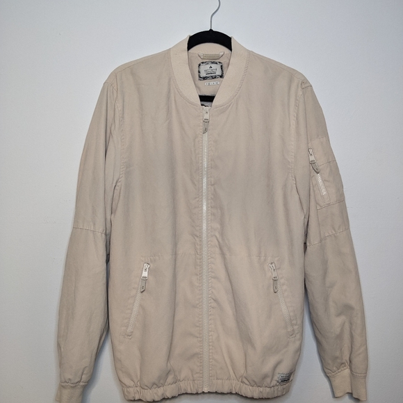 Bomber Jacket - Picture 3 of 3